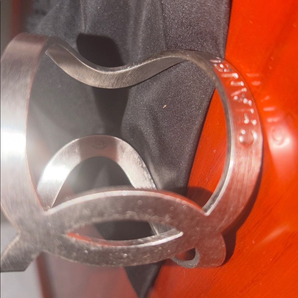 CHANEL interlocking CC Silver tone Metal Open Cuff Bracelet + dust bag - Picture 9 of 9